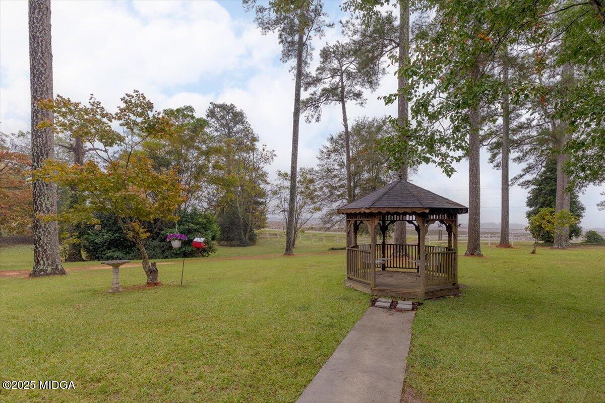 150 Moss Oaks Road Perry, GA 31069 - Photo 6 of 51 a view of a park with large trees