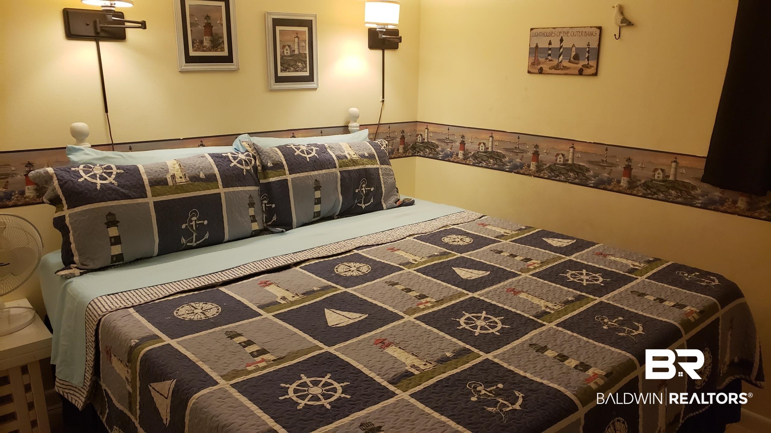 400 Plantation Road, Unit 2114 Gulf Shores, AL 36542 - Photo 4 of 21 Master Bedroom