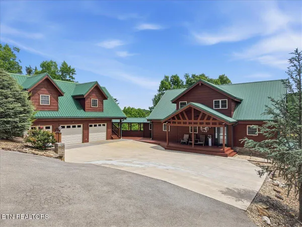 $2,350,000 | 1836 Range Road, Dandridge, TN 37725