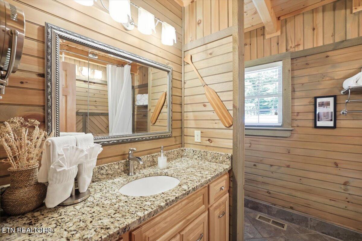 1836 Range Road Dandridge, TN 37725 - Photo 18 of 60 54-1836_Range_Rd_043