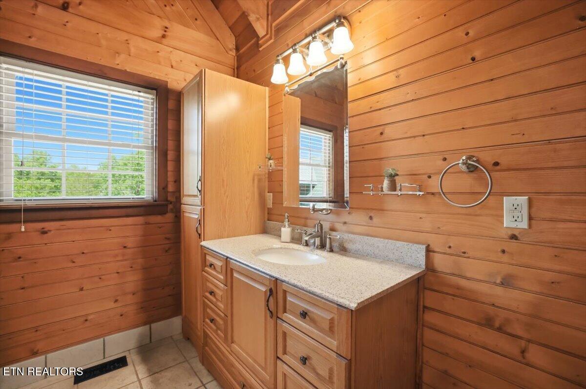 1836 Range Road Dandridge, TN 37725 - Photo 57 of 60 57-1836_Range_Rd_047