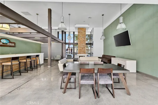 $329,000 | 5585 Pacific Coast Highway, Unit 161, Long Beach, CA 90804