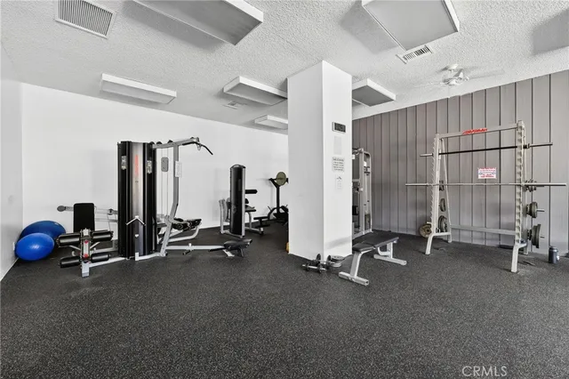 $329,000 | 5585 Pacific Coast Highway, Unit 161, Long Beach, CA 90804