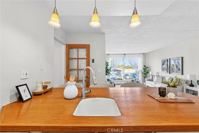 $329,000 | 5585 Pacific Coast Highway, Unit 161, Long Beach, CA 90804