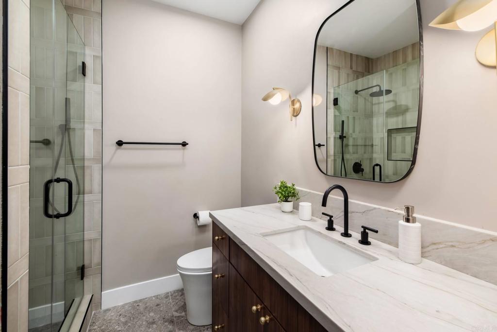 2951 Anaheim Street Escondido, CA 92025 - Photo 21 of 50 2nd Bathroom