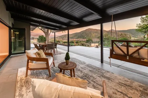 $1,650,000 | 2951 Anaheim Street, Escondido, CA 92025