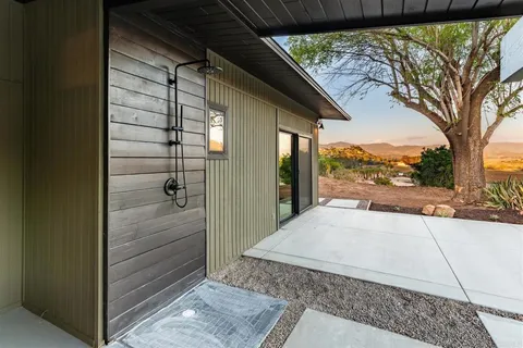 $1,650,000 | 2951 Anaheim Street, Escondido, CA 92025