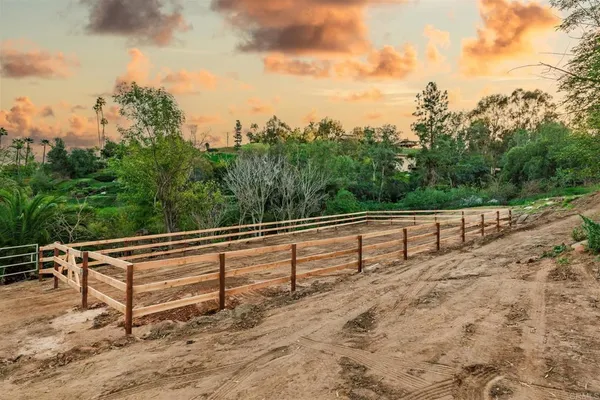 $1,650,000 | 2951 Anaheim Street, Escondido, CA 92025