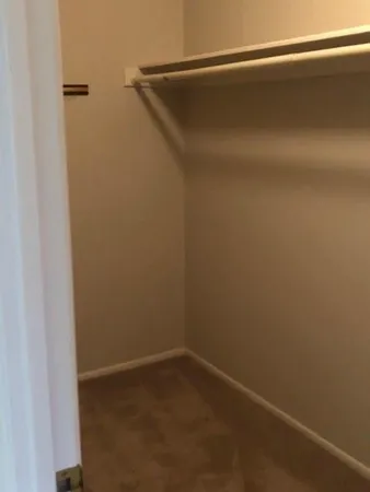 $2,495 | 40 North Interstate Highway 35, Unit 2A2, Austin, TX 78701