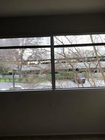 $2,495 | 40 North Interstate Highway 35, Unit 2A2, Austin, TX 78701