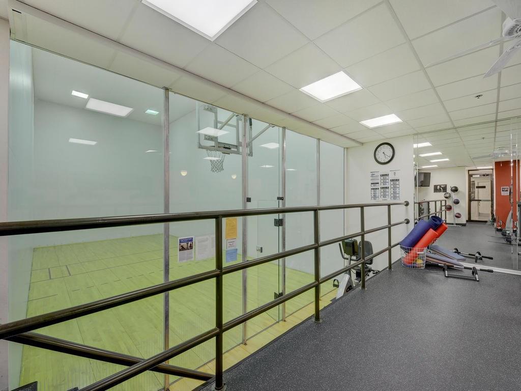 40 North Interstate Highway 35, Unit 2A2 Austin, TX 78701 - Photo 21 of 28 a view of a hallway with an empty room