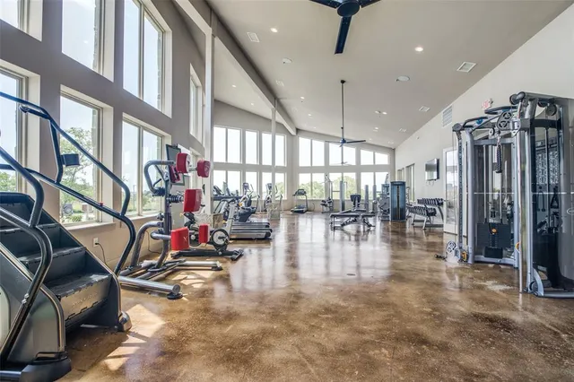 a view of a tennis court