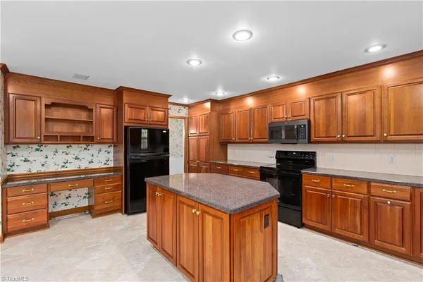 $539,995 | 578 Maidstone Lane, Clemmons, NC 27012