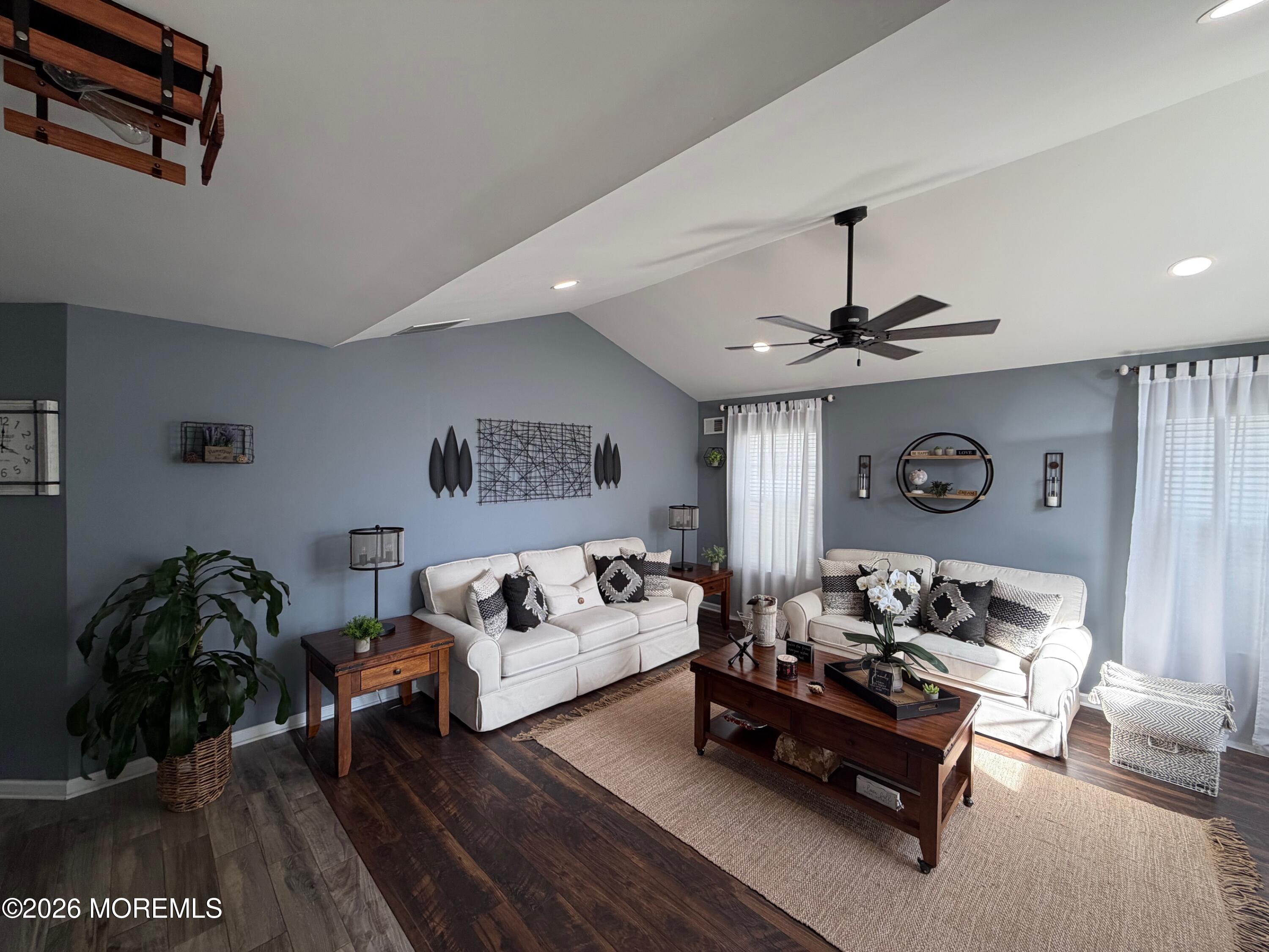 26 Ivy Hill Road Lakewood, NJ 08701 - Photo 5 of 46 11