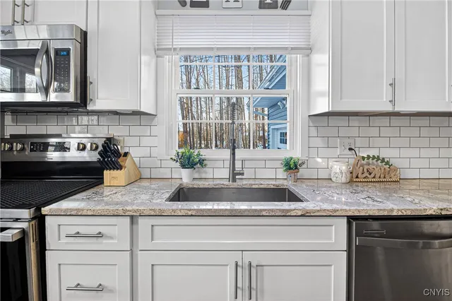 $370,000 | 4619 Highway 26, Vernon, NY 13476