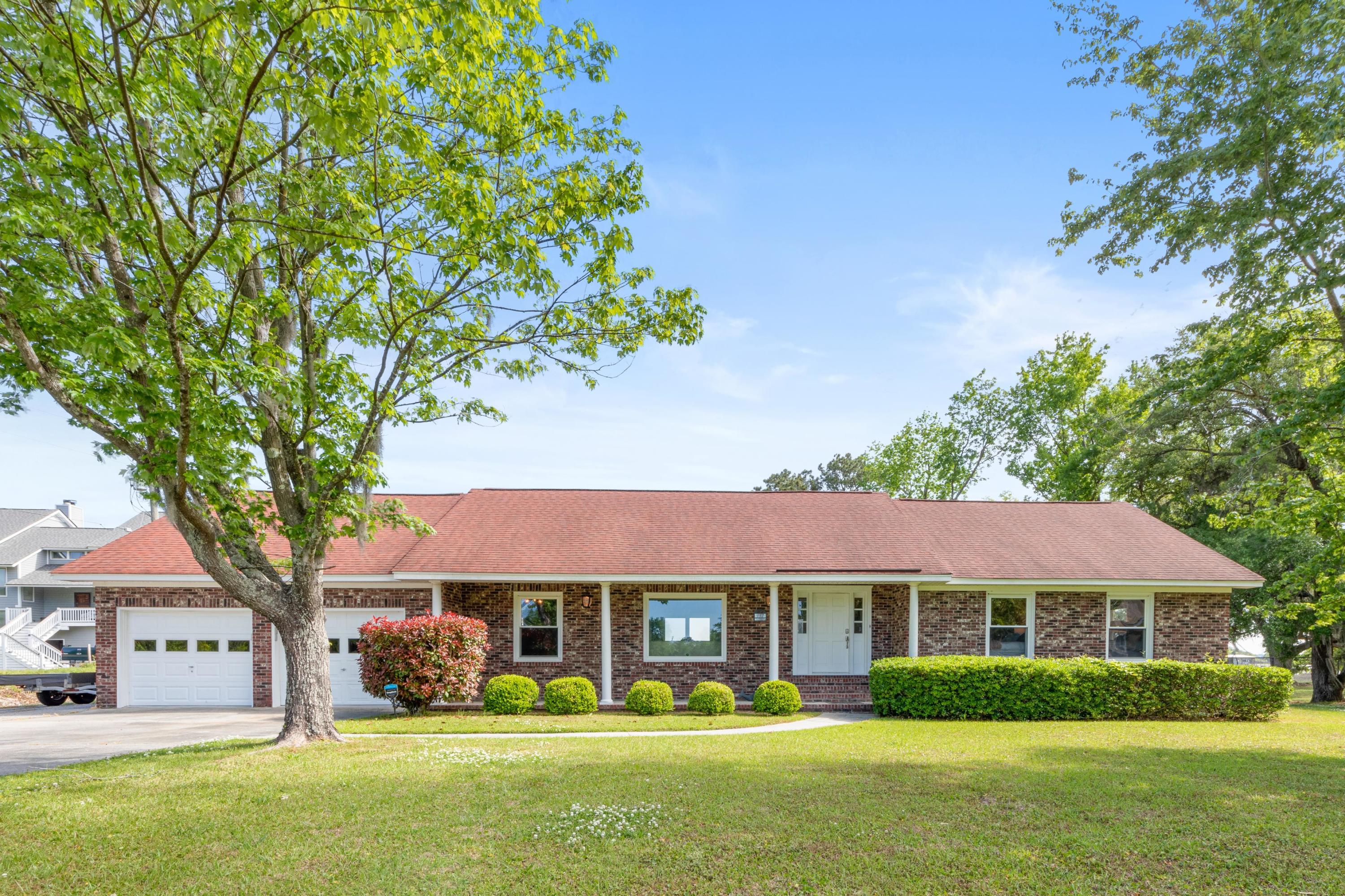 937 River Road Johns Island, SC 29455 - Photo 4 of 39 coastalrephoto-937RiverRoad-5249