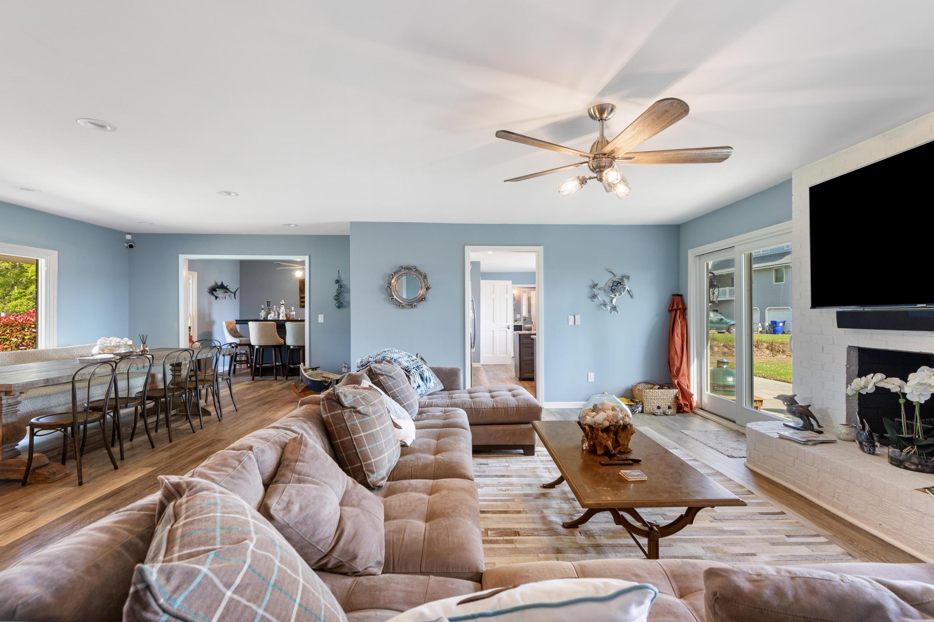 937 River Road Johns Island, SC 29455 - Photo 7 of 39 coastalrephoto-937RiverRoad-5079