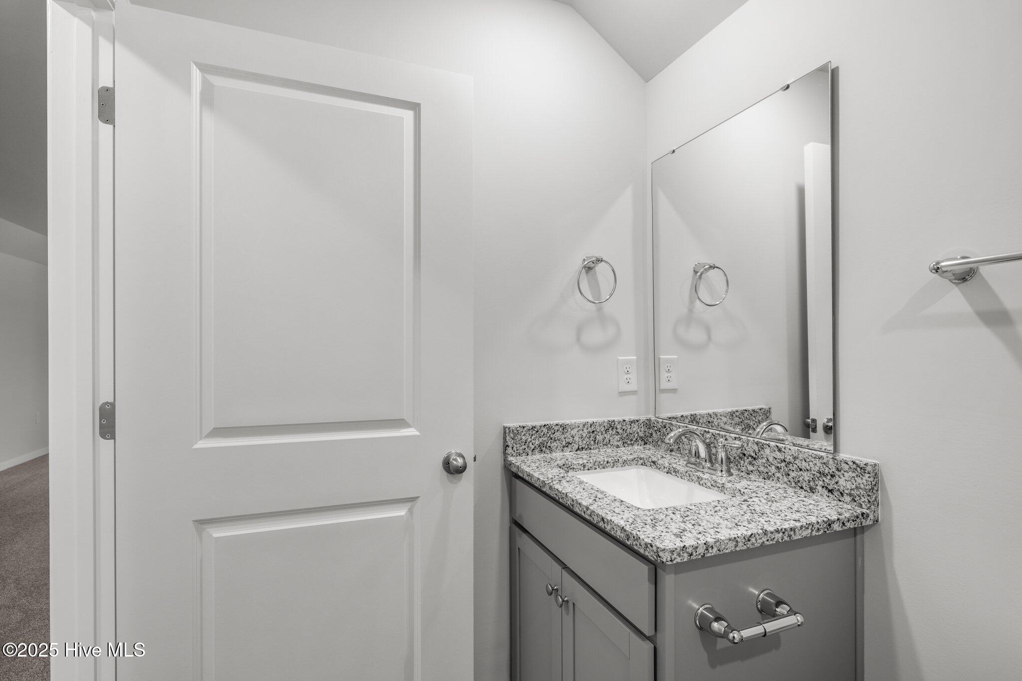 201 Jones Rdg Lane Newport, NC 28570 - Photo 20 of 47