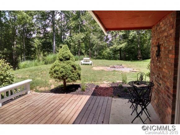 3 Garrison Road Fairview, NC 28730 - Photo 3 of 6 Gallery Image 3