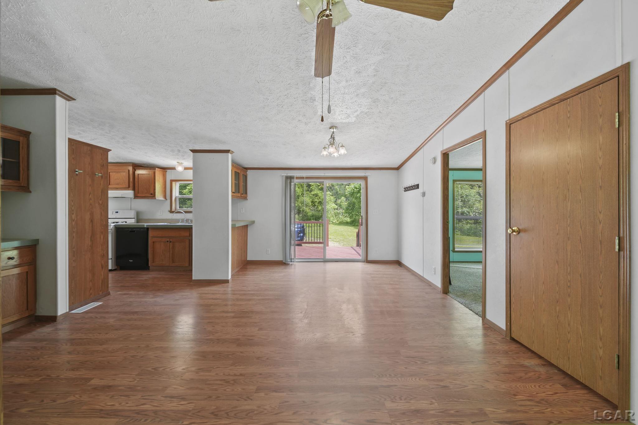 12275 Shepherd Road Onsted, MI 49265 - Photo 10 of 54 50177823-ef962738-9fe5-42f9-811d-5a09afa0691d.JPG