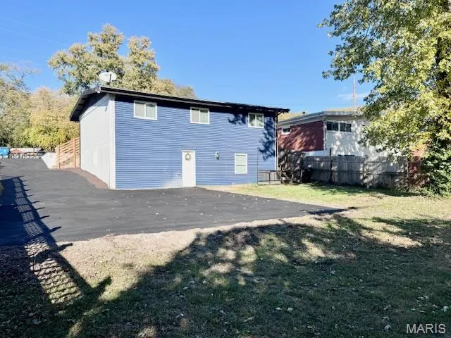 $189,900 | 8354 Latty Avenue, Hazelwood, MO 63042