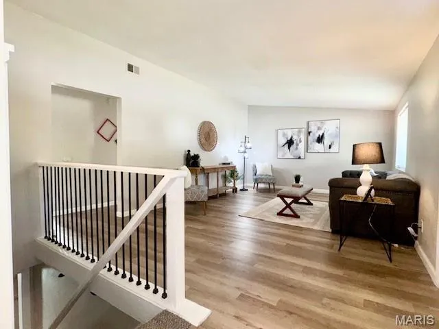 $189,900 | 8354 Latty Avenue, Hazelwood, MO 63042