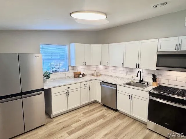 $189,900 | 8354 Latty Avenue, Hazelwood, MO 63042