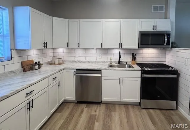 $189,900 | 8354 Latty Avenue, Hazelwood, MO 63042