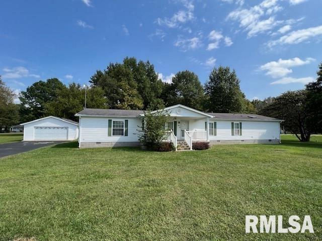 1074 Pershing Road West Frankfort, IL 62896 - Photo 1 of 23 Gallery Image 1