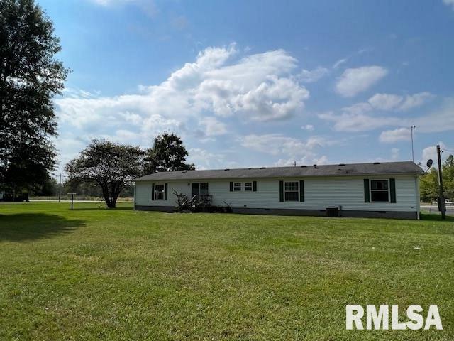 1074 Pershing Road West Frankfort, IL 62896 - Photo 3 of 23 Gallery Image 3