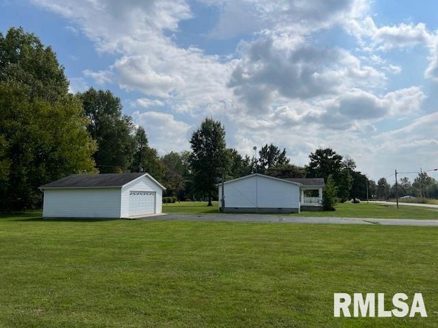 1074 Pershing Road West Frankfort, IL 62896 - Photo 5 of 23 Gallery Image 5