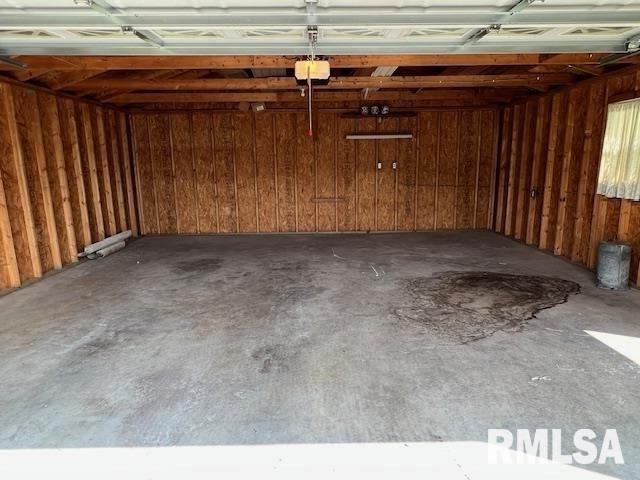 1074 Pershing Road West Frankfort, IL 62896 - Photo 7 of 23 Gallery Image 7