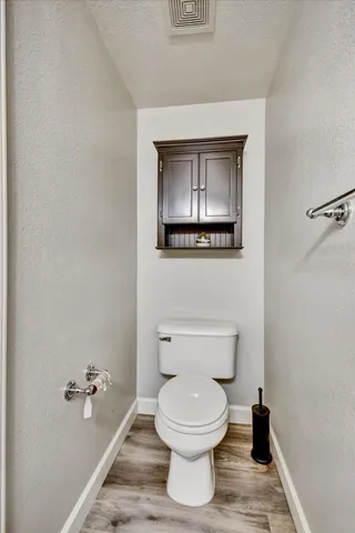 a bathroom with a toilet