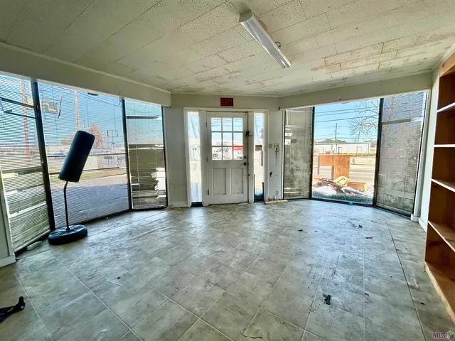 $320,000 | 6688 West Main Street, Houma, LA 70360