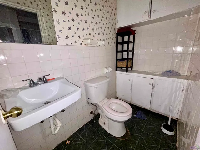 $320,000 | 6688 West Main Street, Houma, LA 70360