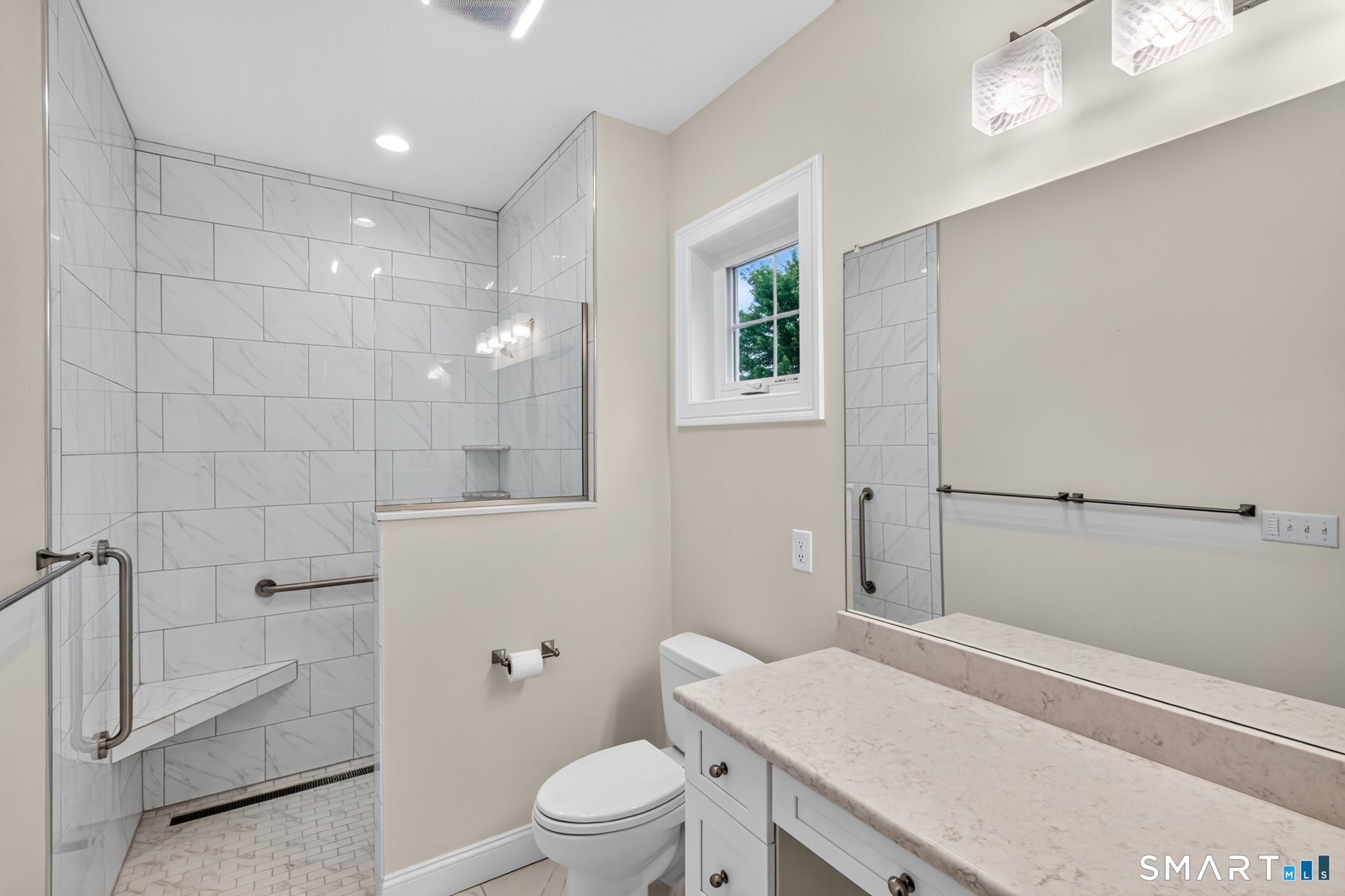 6 Prospect Ridge, Unit 6 Simsbury, CT 06070 - Photo 20 of 33 Large shower