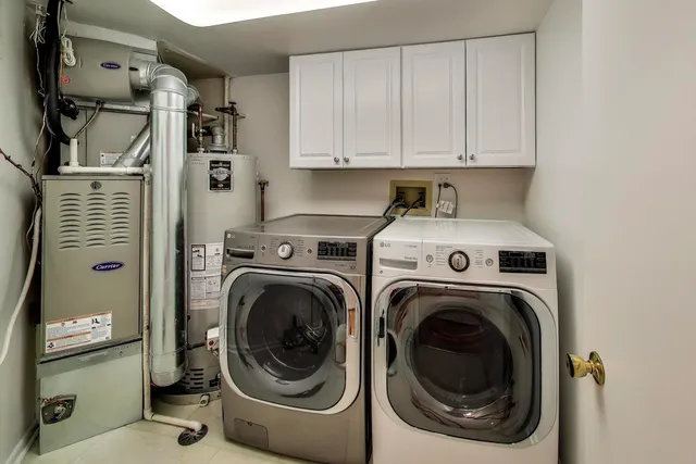 $329,000 | 1640 West Partridge Lane, Unit 7, Arlington Heights, IL 60004