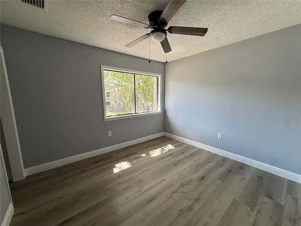 $1,900 | 5055 Eaglesmere Drive, Unit D04, Orlando, FL 32819