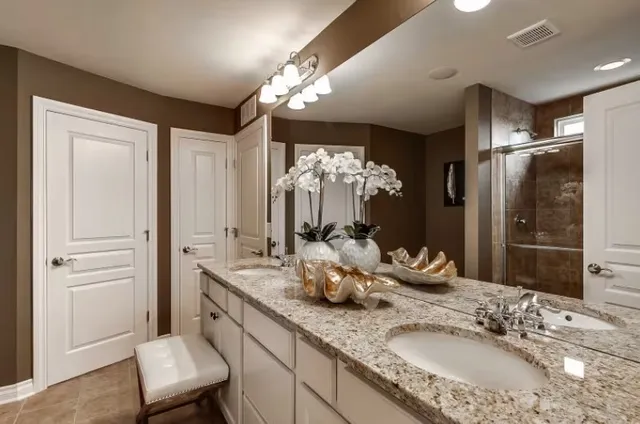 $726,890 | 211 Ash Dale Dr Mount, Old Hickory, TN 37138