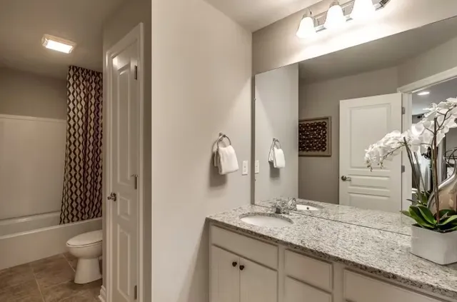 $726,890 | 211 Ash Dale Dr Mount, Old Hickory, TN 37138