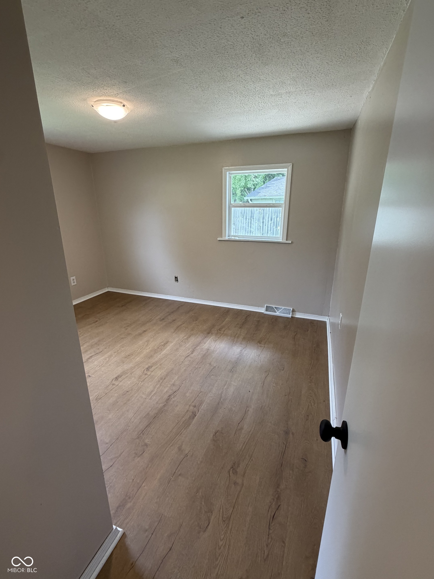2308 Tamarack Road Anderson, IN 46011 - Photo 7 of 13