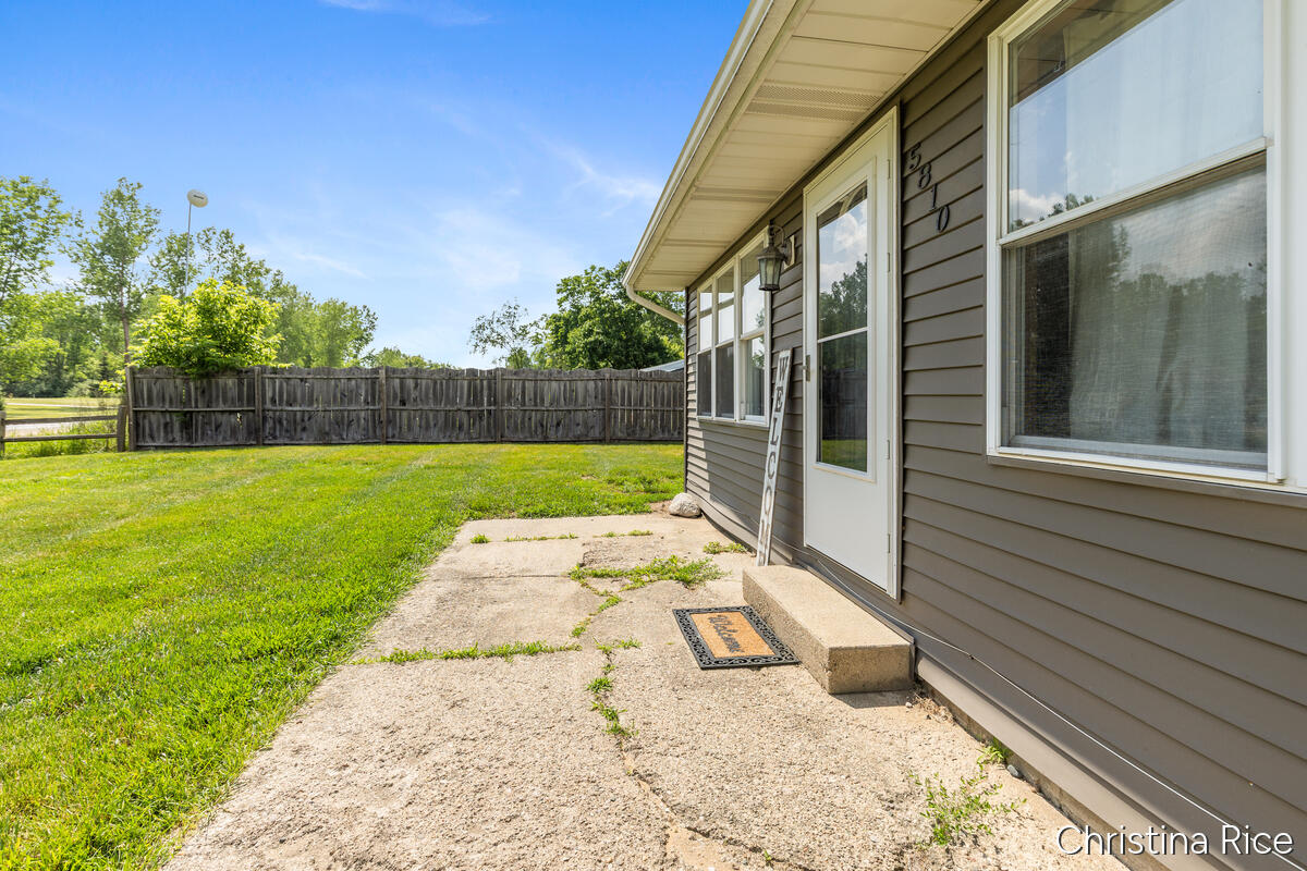 5810 West Sidney Road Sidney, MI 48885 - Photo 5 of 32 5810-West-Sidney_004
