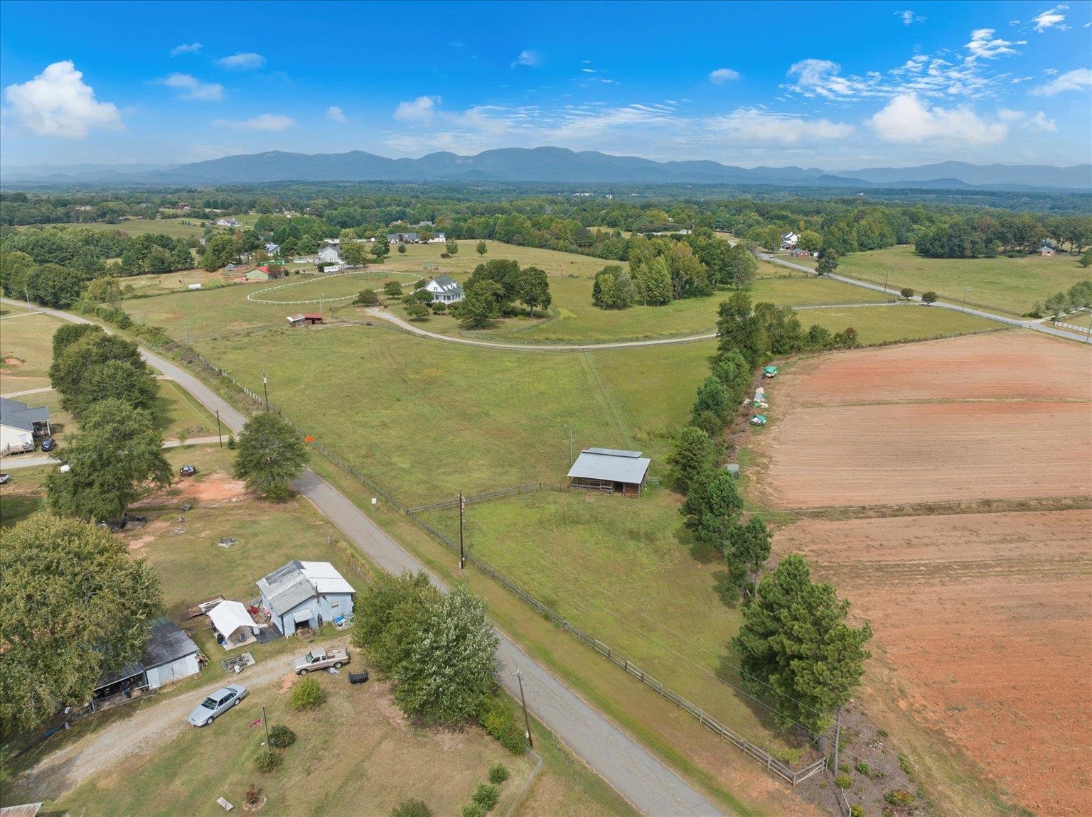 8229 New Cut Road Campobello, SC 29322 - Photo 15 of 42