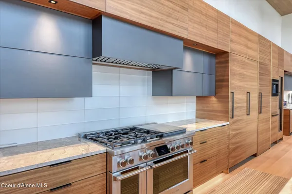 $7,950,000 | 45 Lower Rock Harbor, Sagle, ID 83860