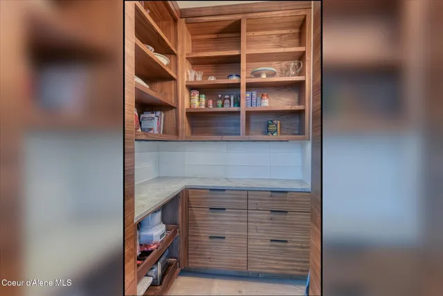 $7,950,000 | 45 Lower Rock Harbor, Sagle, ID 83860