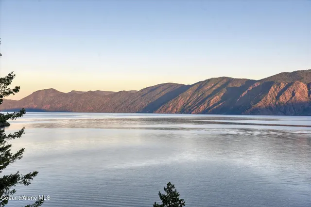 $7,950,000 | 45 Lower Rock Harbor, Sagle, ID 83860