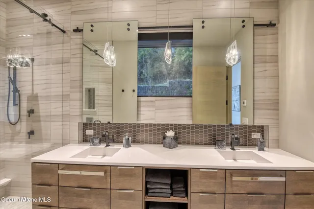 $7,950,000 | 45 Lower Rock Harbor, Sagle, ID 83860