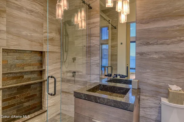 $7,950,000 | 45 Lower Rock Harbor, Sagle, ID 83860