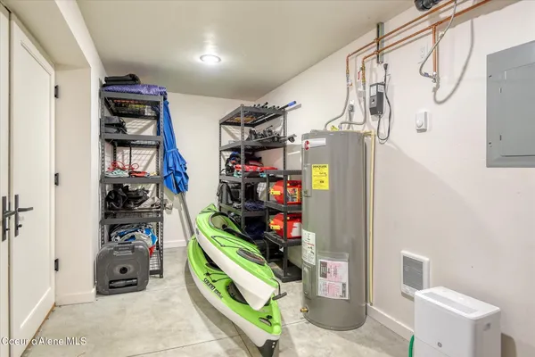 $7,950,000 | 45 Lower Rock Harbor, Sagle, ID 83860