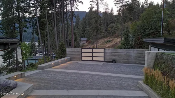 $7,950,000 | 45 Lower Rock Harbor, Sagle, ID 83860